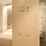 Отель Chic & Basic Velvet Барселона