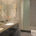 Chic & Basic Velvet 3* Барселона