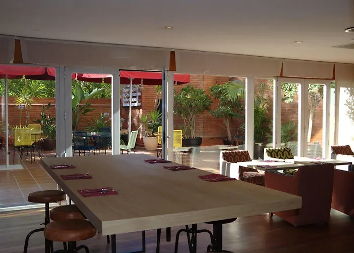 酒店 天鹅绒时尚基础酒店