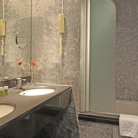 Chic & Basic Velvet 3* Barcellona