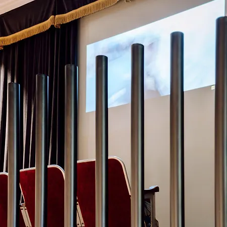 Hotel Chic & Basic Velvet