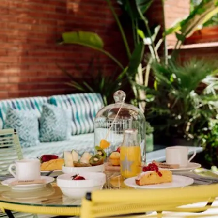 Chic & Basic Velvet Barcellona