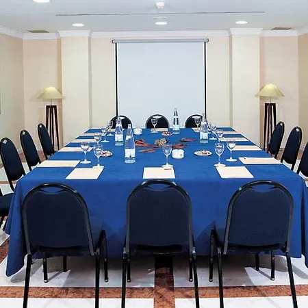 Chic&basic Velvet Hotel