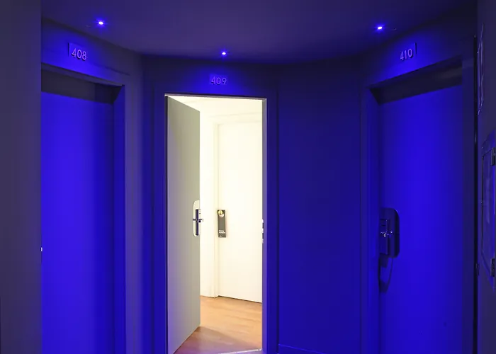 Szálloda Chic & Basic Velvet Barcelona