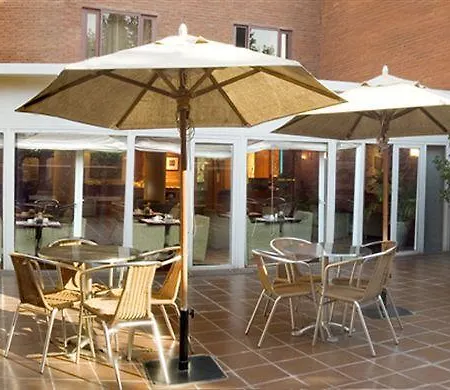 Chic & Basic Velvet Barcelone