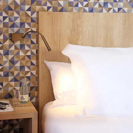 Chic & Basic Velvet Barcelone