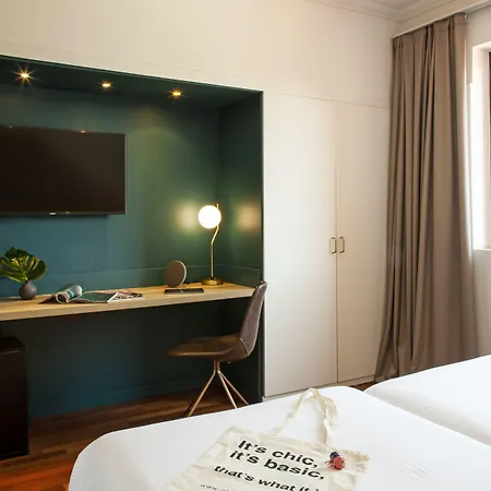 Chic & Basic Velvet 3*