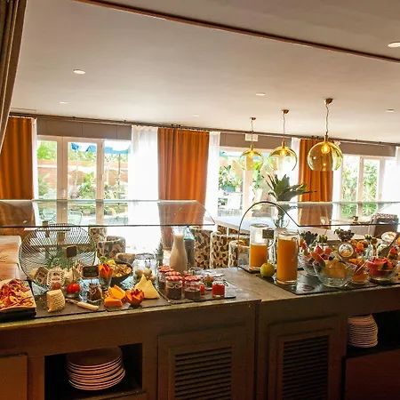 Hotel Chic & Basic Velvet 3*