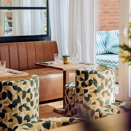 Chic & Basic Velvet Hotel Barcelona