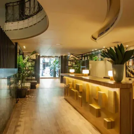 Chic & Basic Velvet Hotel Barcelona