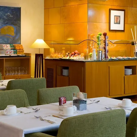 Hotel Chic & Basic Velvet