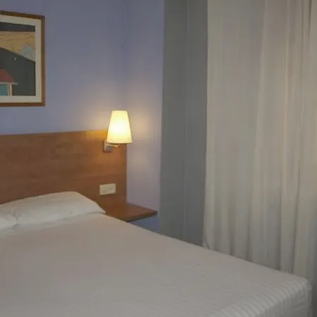 Chic & Basic Velvet 3* Barcelone