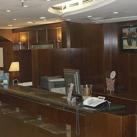 Chic & Basic Velvet Barcelone